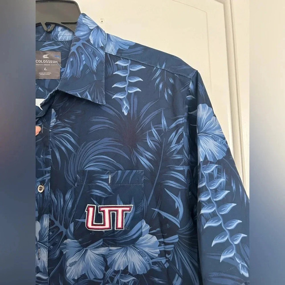 Utah Tech Colosseum Men's Button Up Hawaiian Shirt Navy size Large - Picture 7 of 13